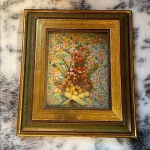 SHADOWBOX ART VINTAGE 70’s FLOWER POWER SHADOW BOX DRIED FLOWERS